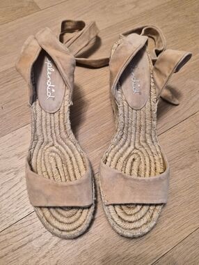Splendid Tan Suede Espadrille Wedge Sandals
